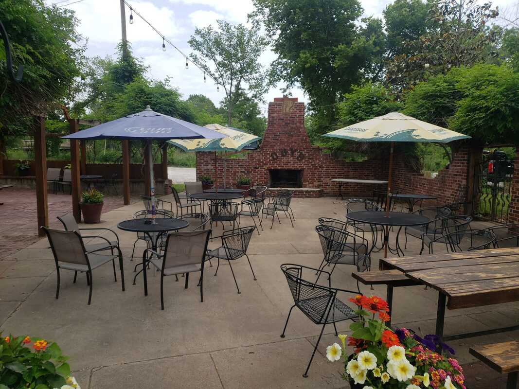 Ody's Sports Bar 