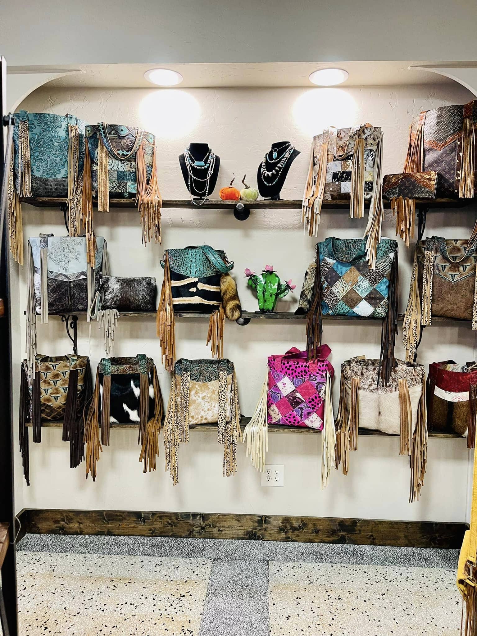 Merrick's Custom Leather Handbags & Boutique